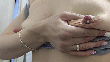 Compilation of muscles flexing, pee and milky tits 4K