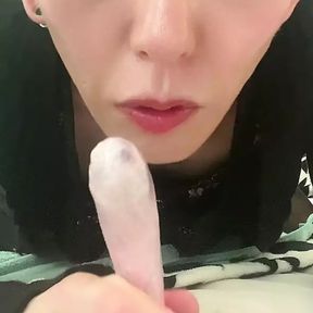 Sissy&#039;s Blowjob Training