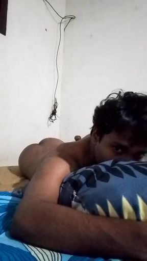 India Young ass