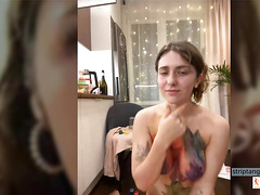 Watch her live in sexy lingerie and get off with her favorite toys