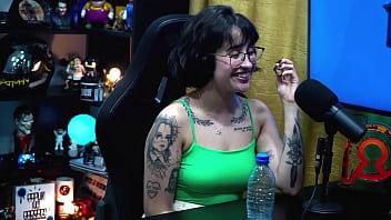 Martina Oliveira fala como o homem pode conquistar ela, voc&ecirc_ tentaria a sorte? - Podcast P&aacute_pum no Barraco!