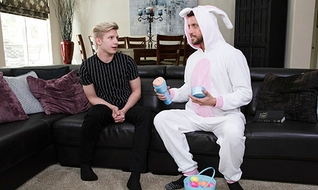 Kinky Step Dad Ch 1: Easter Egg Hunt