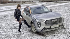 Irina tights white jacket boots stuck in the snow mud at HAWAL 4K full video 20 min