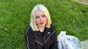 Hot blonde amateur wants to get hammered and creampied