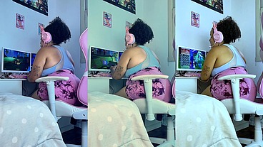 BBW Gamer Girl Farting for online friends