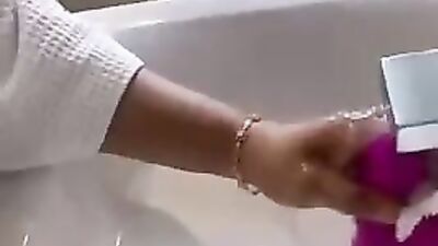 Tante Tobrut Dengan Brondong Indonesia - Malaysia