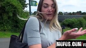 Tamara Grace Blows for Cash in Public