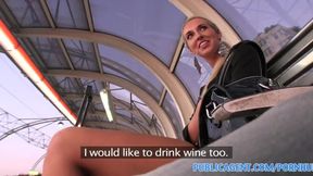 PublicSex Long legged blonde fucked in the bushes