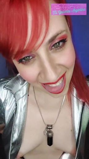 Do you dare to seduce this hot redhead at the club? Roleplay Argentina