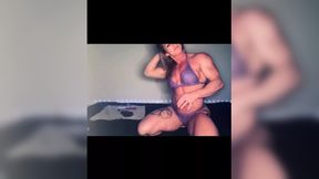 Sexy Stretch Class with Simone Steele