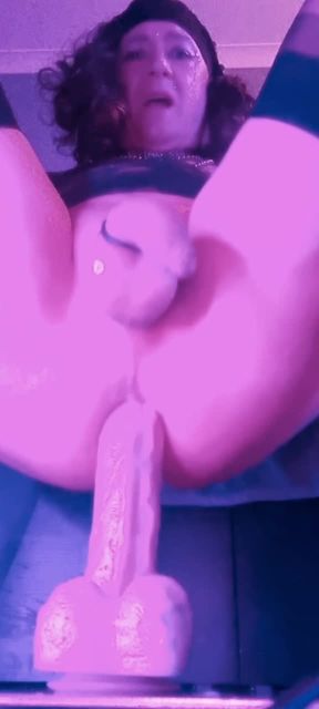 Samantha Sweet's hungrig Asspussy