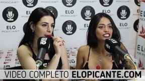 ALMENDRA Y LIZZY JUEGAN CON EL CHUPETE EN EL CUARTO PICANTE