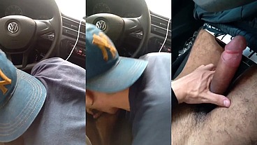 Chupei muito o motorista do Uber pauzudo, ficou apertando o pau duro do meu lado e cai logo de boca