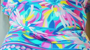 Watermelons Can’t Handle This Heat… Or These Thighs!