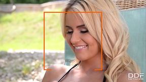 Teen blonde babe loves hardcore outdoor fucking