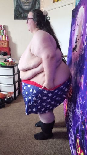 Stripping From the Side for My Fans
