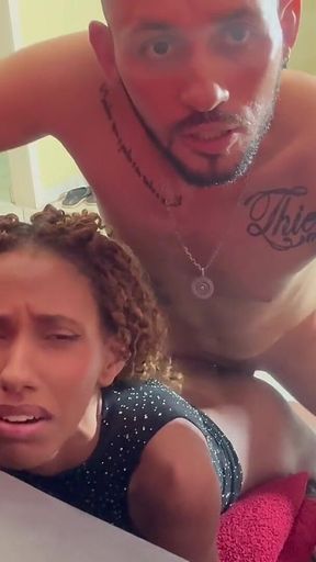 Skinny Woman Giving Her Ass to a Big Cock and Moaning a Lot of Pleasure