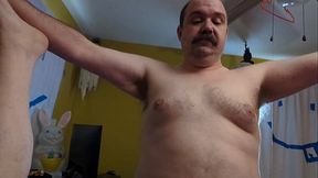 Wobble - Sexy bear Rusty Piper's big fat booty excites handsome moustache man Don K