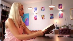 Pretty Khaleesi - Reading A Book And Use Her Servant For Dirty Feet - Part 1 - Russian Language