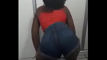 Julia Azevedo - Que preta &eacute_ essa
