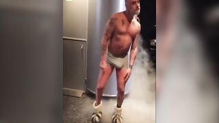 Gianluca Vacchi's solo play with a big, tattooed dick