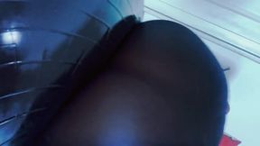 Colombian Beauty Treats Her Boyfriend to a Relaxing Evening After Work - Luu Sell