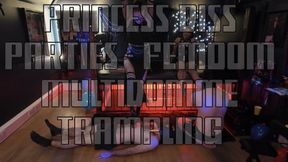 Multi-Domme Trampling Party – Male Slaves Crushed Under Their Heels