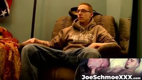 JoeSchmoeXXX.com - Nerdy amateur dude with glasses jerks off his starving cock alone