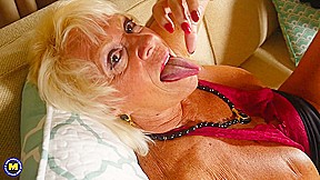 The Kinky Mandy Loves To Be Wild! - MatureNL
