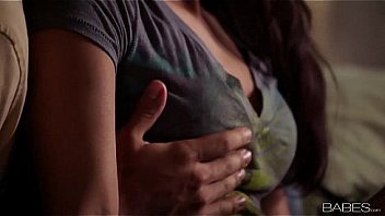 Mediterranean MILF Gia Steel rides cock hard