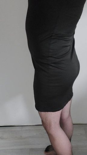 CD with black dress