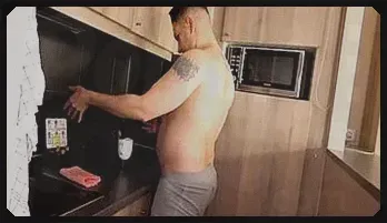 Latina MILF Maid Olivia Del Rio's Steamy Cleaning Session