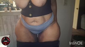 Anal Queen Shows off Her Titties and Phat Ass