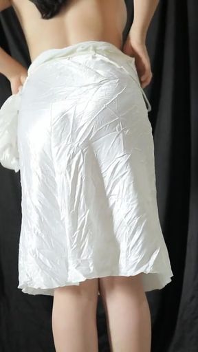 Memorable moment from &quot;GAUN SATIN BARU STRIPTEASE SOFTCORE&quot;