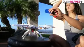 Slutty mature women spread legs on sofa, jill off with massive dildo