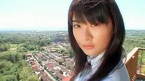 Chica Asiática Hermosa Lista para Un Fierro Salvaje y Extremo