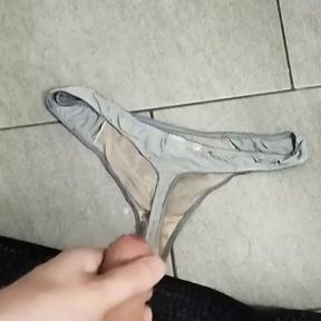 cum in panty2