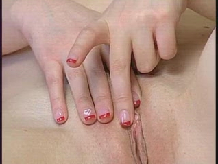 Exquisite Justine Jolie Softly Massages Her Pink Smooth Slices on the Couch