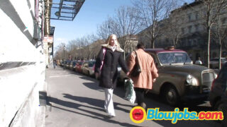 射精，三人行 &#8211; 丰满大屁股熟女 Gitta Blond 和 Toni Ribas 被大屌 Choky Ice 干屁股