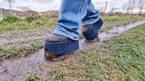 Durch Matsch für deine Fantasie – Buffalo Power pur