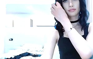 Lady cola flashing on cam