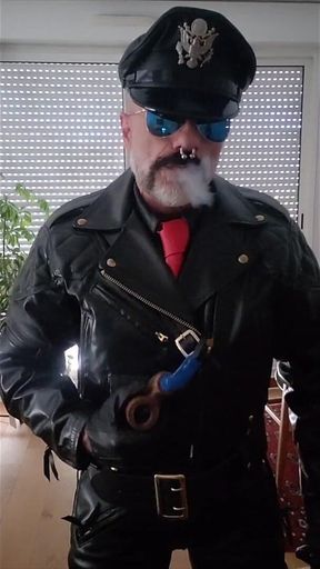 Red Tie in Full Langlitz