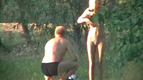 camera records risky public park fuck between horny lovers