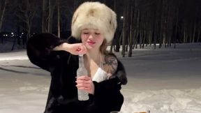 There are already 100,000 of us, thanks to everyone. I love you. Your Masha❤️