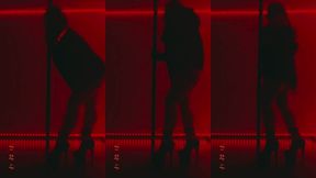 sinon je pratique souvent la pole dance et la pole exotic (en talon)et voici...