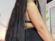 Latina wearing mini skirt mini falda