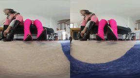 3DVR180 LILI YANYAN boots - huge feet humiliation C4SGI ANTESS 26