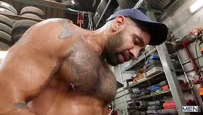 Hairy Alphas Mateo Zagal Chuck Conrad Go Wild Riding Raw – GayPornX