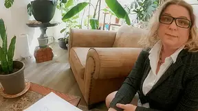 Stepmom Helps You Study