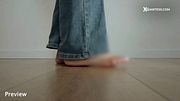 Giantess Wife turns from Gentle to Evil and crushed shrunken Husband